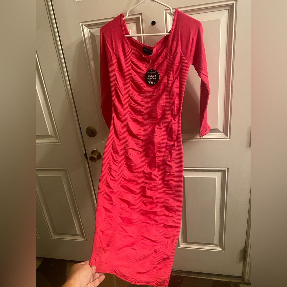 Elegant Red Midi Dress